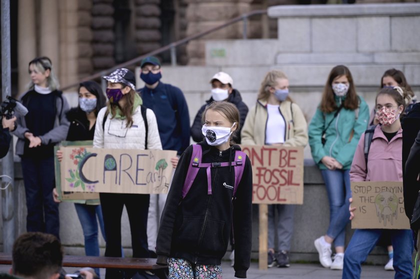 грета тунберг проведе поредна ученическа стачка климатичните промени