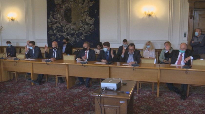 Създават експертен съвет към Временната комисия за нова конституцията