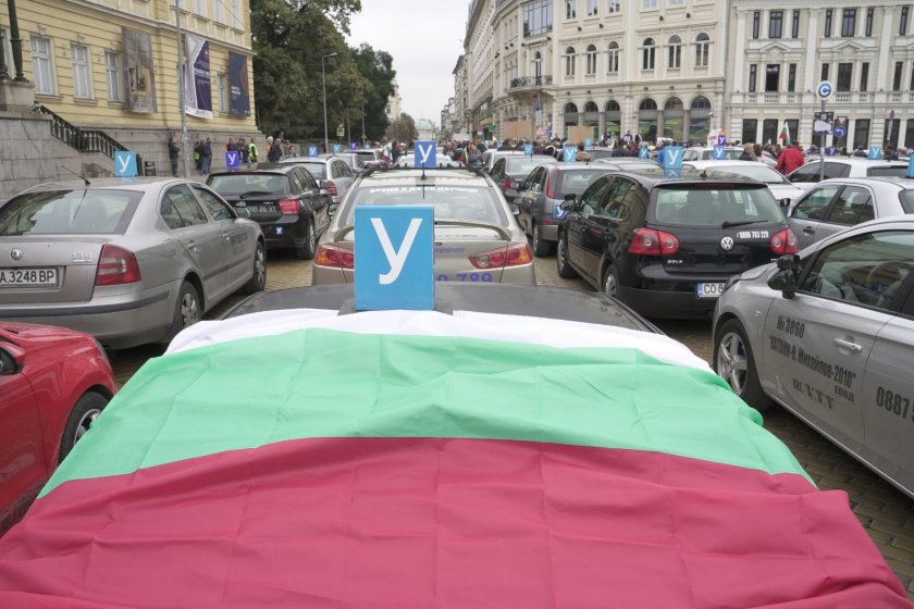 Автоинструкторите на национален протест заради промените за шофьорските курсове