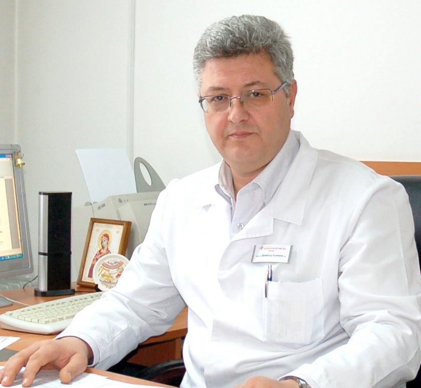 изпълнителният директор александровска става декан медицинския факултет