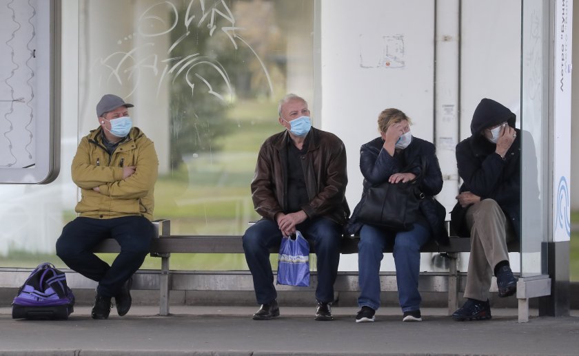 СЗО: Опитите за постигане на стаден имунитет за COVID-19 са "неетични"