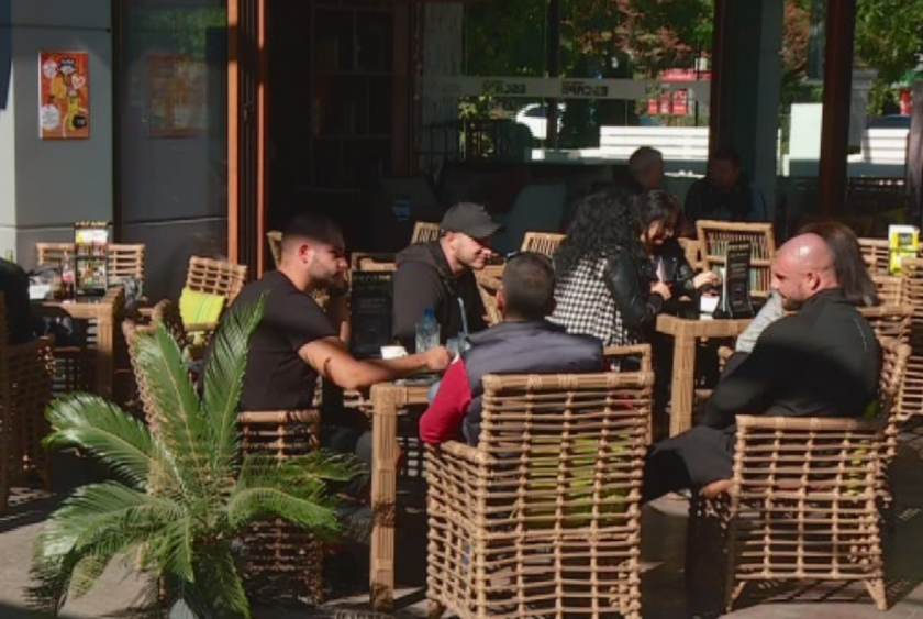 Без такса "тротоарно право" за 3 месеца в Пловдив