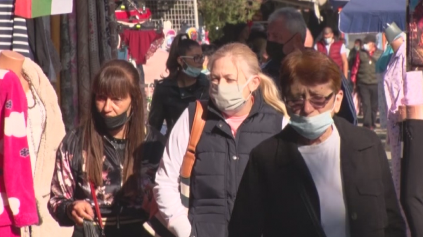 Спазват ли се мерките на пазара в Димитровград?