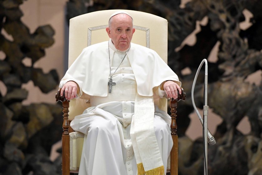 папа франциск отменя аудиенциите