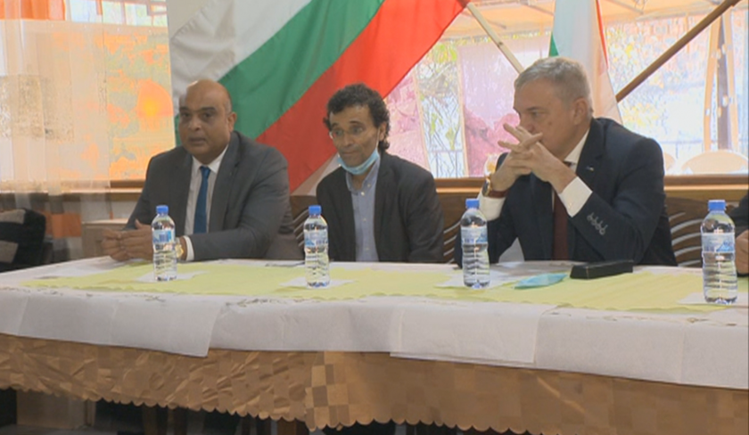 Дискусия за интеграцията на арабските граждани в ЕС