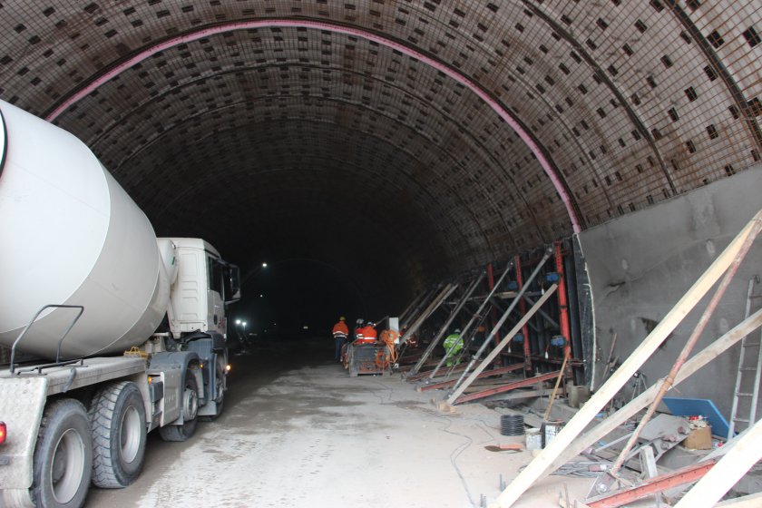 приключва ремонтът тунел витиня тръбата софия