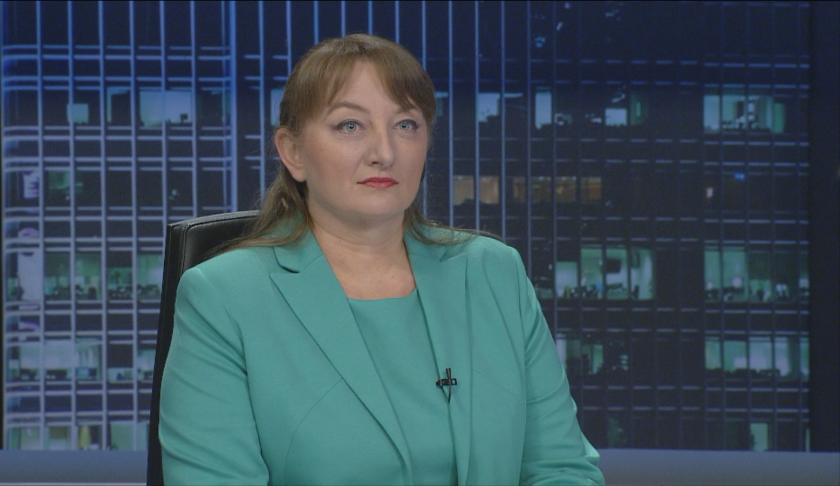 Деница Сачева: Управляваме кризата