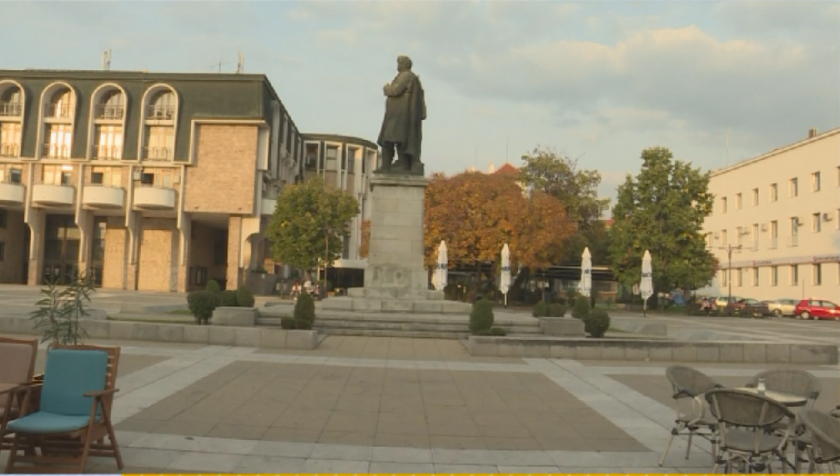 Ще затворят ли Благоевград за три седмици - "за" и "против" предложението
