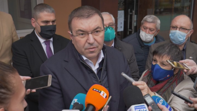 Проф. Костадин Ангелов: Болницата в Шумен е на предела на възможностите си