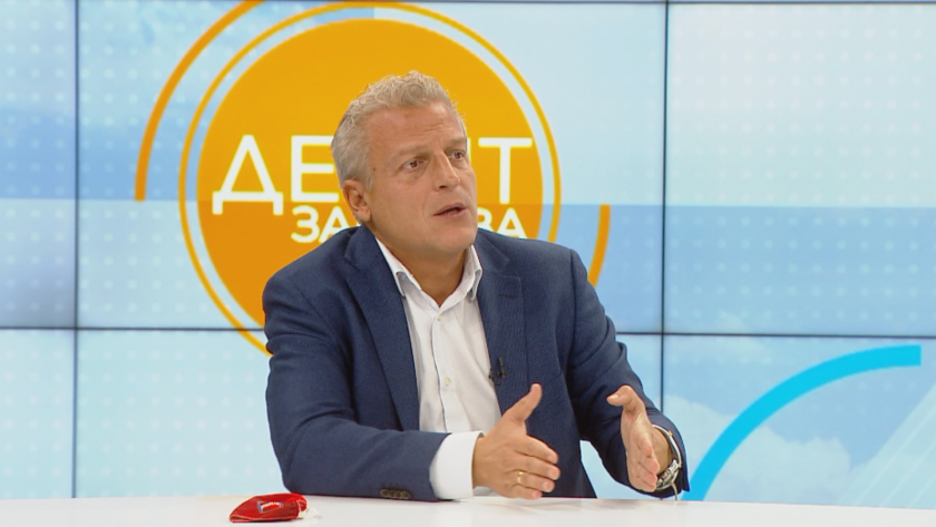 Д-р Москов: Големите болници в София трябва да приемат само COVID пациенти