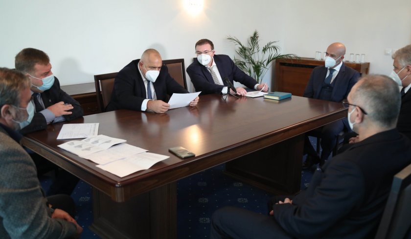 здравният министър запозна премиера борисов актуалната здравна обстановка