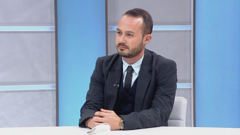 Петър Велков: Хоспитализациите и смъртните случаи ще намалеят по-драстично след около 14-20 дни