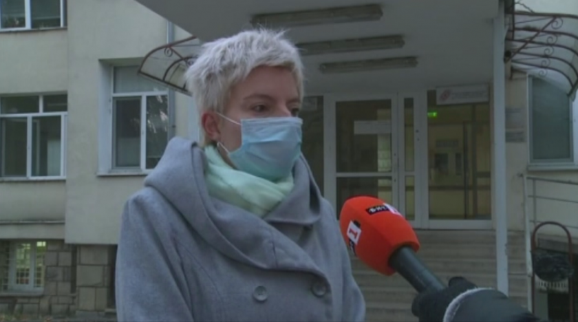 Кореспондентът на БНТ в Кюстендил и майка на три деца стана доброволец в COVID отделение