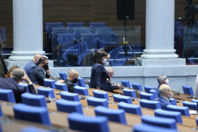 НС отхвърли искане на БСП за изслушване на премиера за водата за Бургас