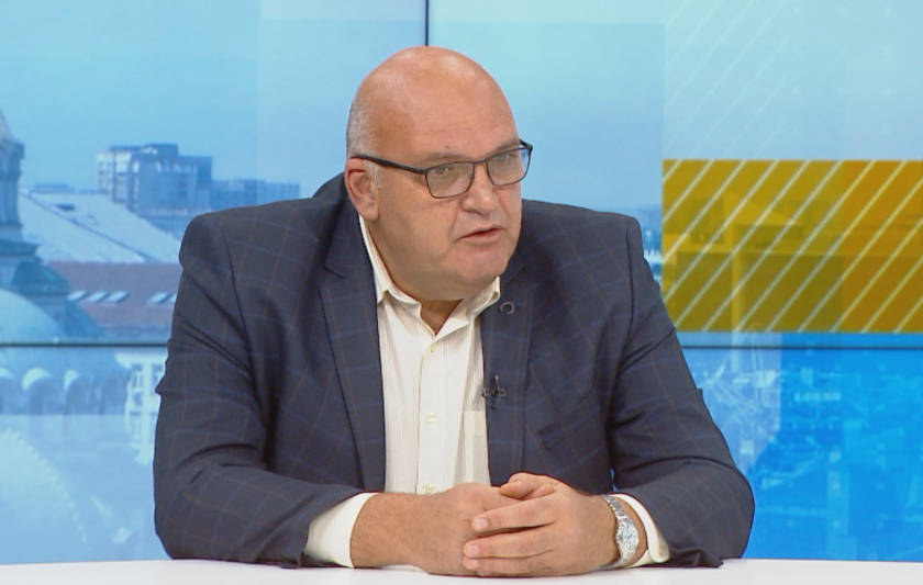 Д-р Брънзалов: Ваксината вече е в България - има 120 000 дози за 60 000 желаещи