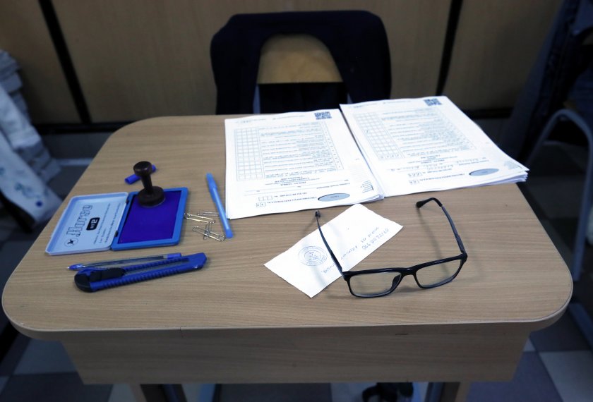 Кой печели изборите в Румъния