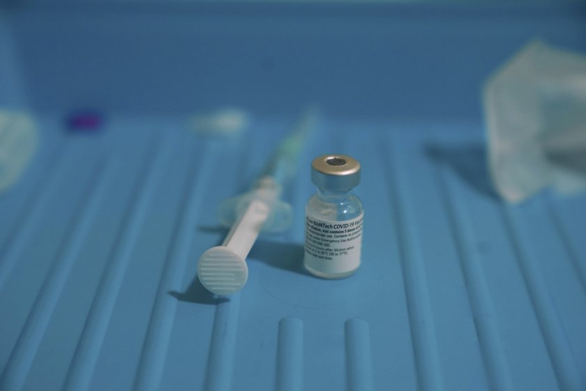 Швейцария разреши употребата на ваксината на "Пфайзер"