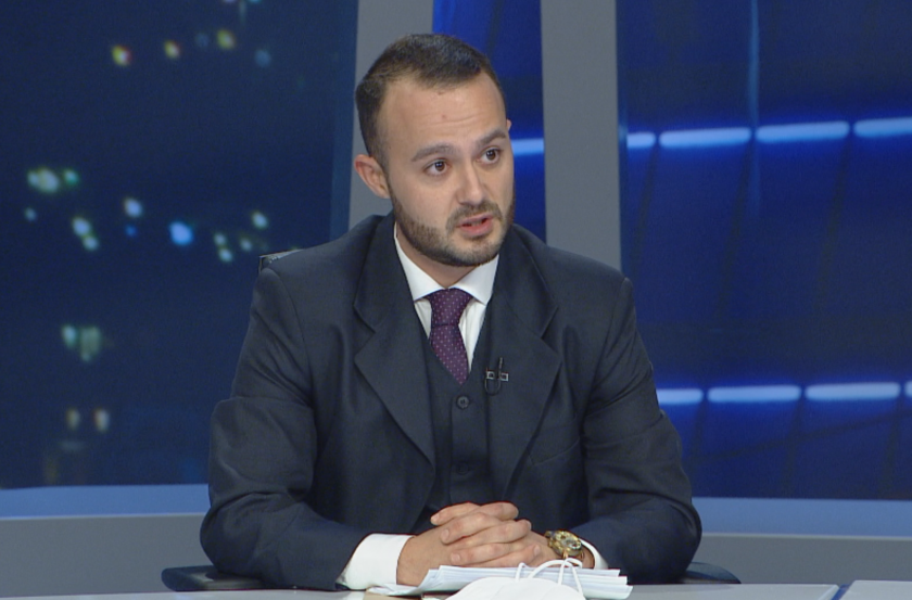 Учител по математика: Реализирахме една от най-добрите форми на онлайн обучение