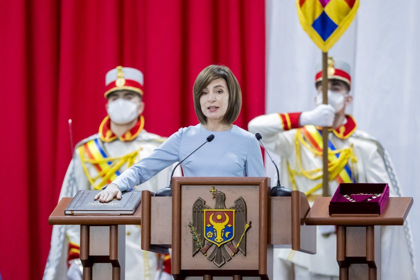 Мая Санду положи клетва като президент на Молдова
