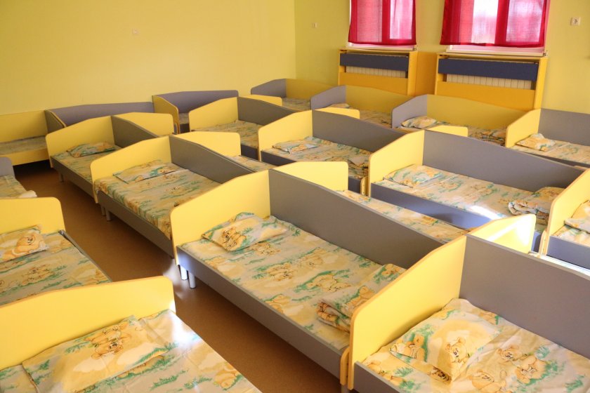 На 4 януари отварят градините в София, в училище се връщат и учениците до 4. клас