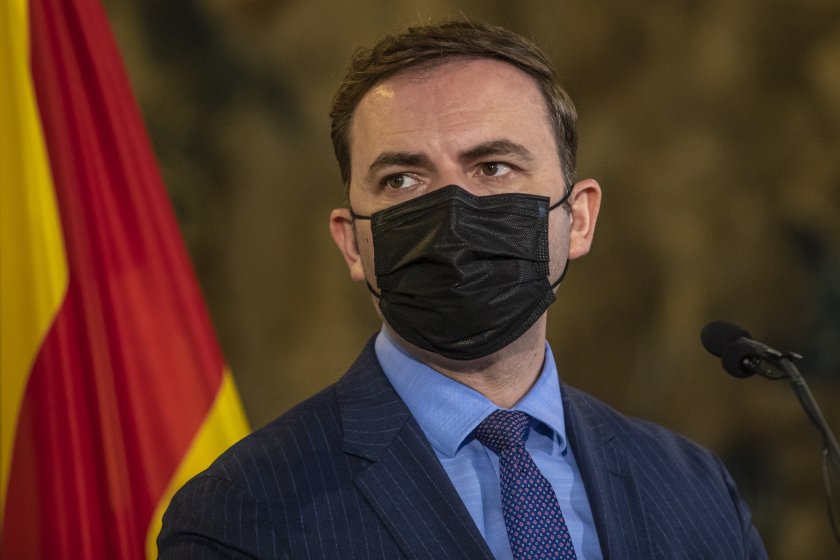 македонският външен министър пречупят ограниченията наследени историята