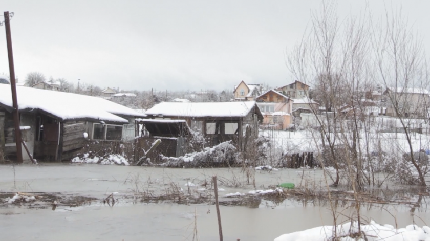 Започна почистване на речни корита и дерета в Бургаско