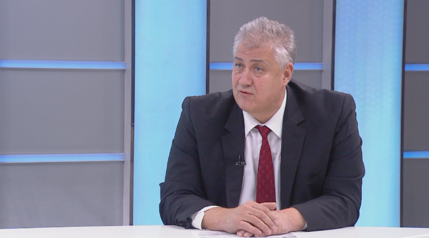 Проф. Балтов: Няма вакуум в доставката на ваксини