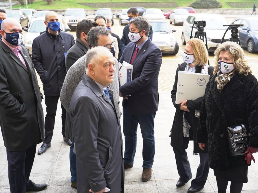 Започна регистрацията на партии и коалиции в ЦИК за изборите