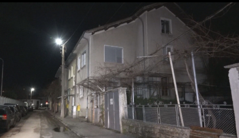 Бащата, намушкал няколко пъти с нож детето си в Севлиево, не е имал поставена диагноза