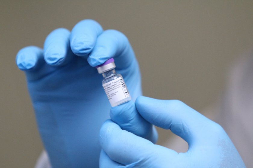 550 дози ваксината пфайзер байонтек пристигнат нас