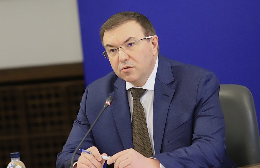 Няма регистрирани случаи от новите южноафрикански и бразилски видове на коронавируса