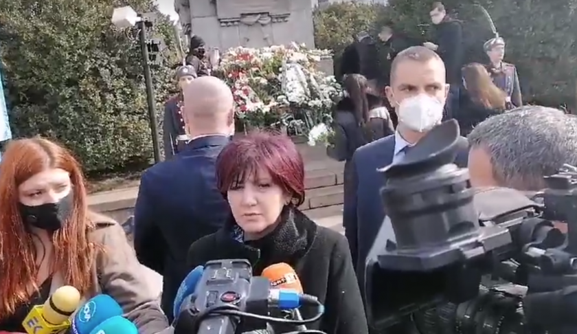 Караянчева: България помни заветите на Левски и се опитва да ги изпълнява