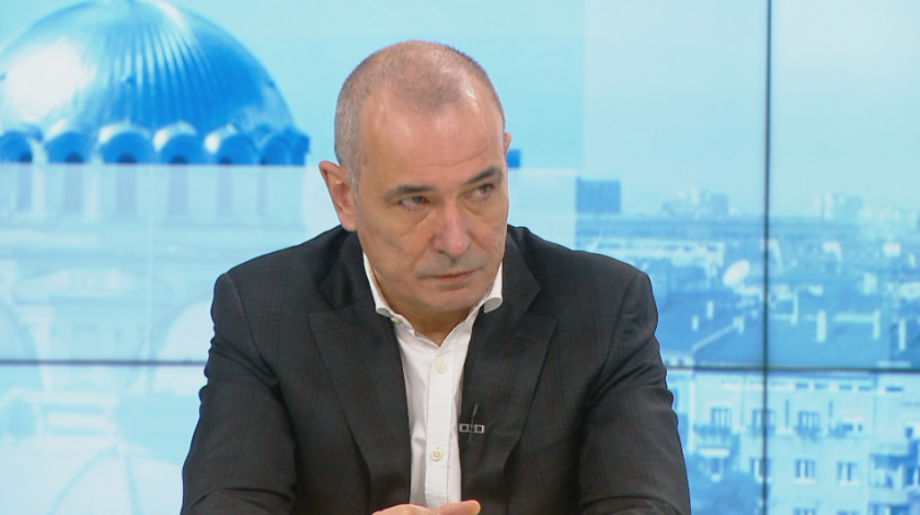 Шансът ваксиниран човек да бъде разпространител е сведен до минимум.