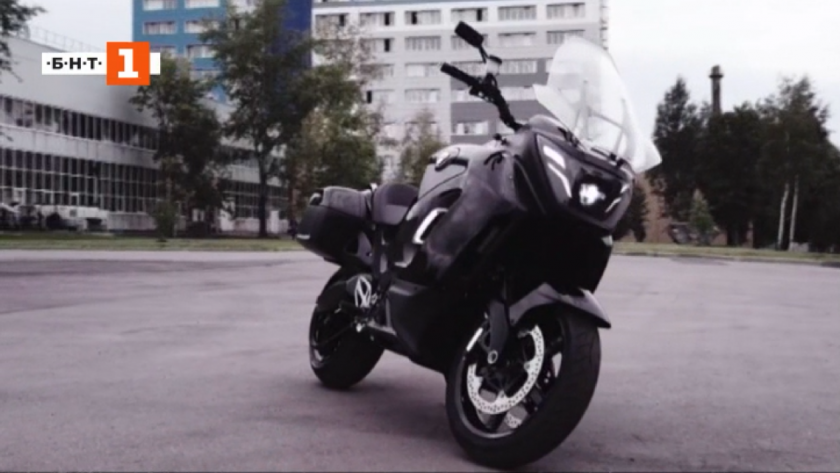 Нов електрически мотоциклет в кортежа на руския президент