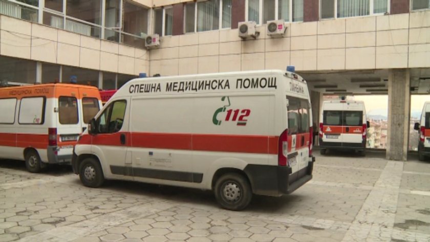 Лекарите от Спешна помощ: Трябва да се помисли за затягане на мерките