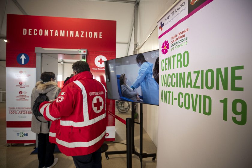италианският регион пиемонт спира временно ваксинирането астра зенека