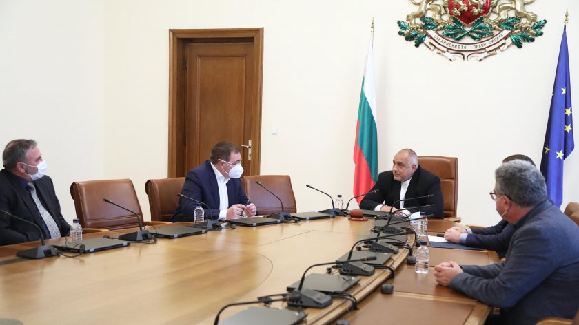 Ситуацията с коронавируса у нас и натискът върху болниците са