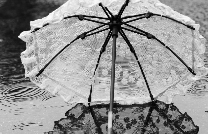 Ветровито и дъждовно ще бъде и през нощта