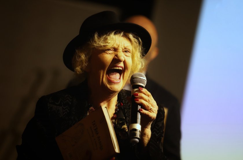 Сцената я обича - от началото в Русенския театър, после