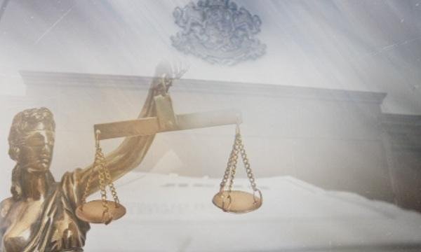 Поискаха постоянен арест за петима от задържаните за шпионската афера