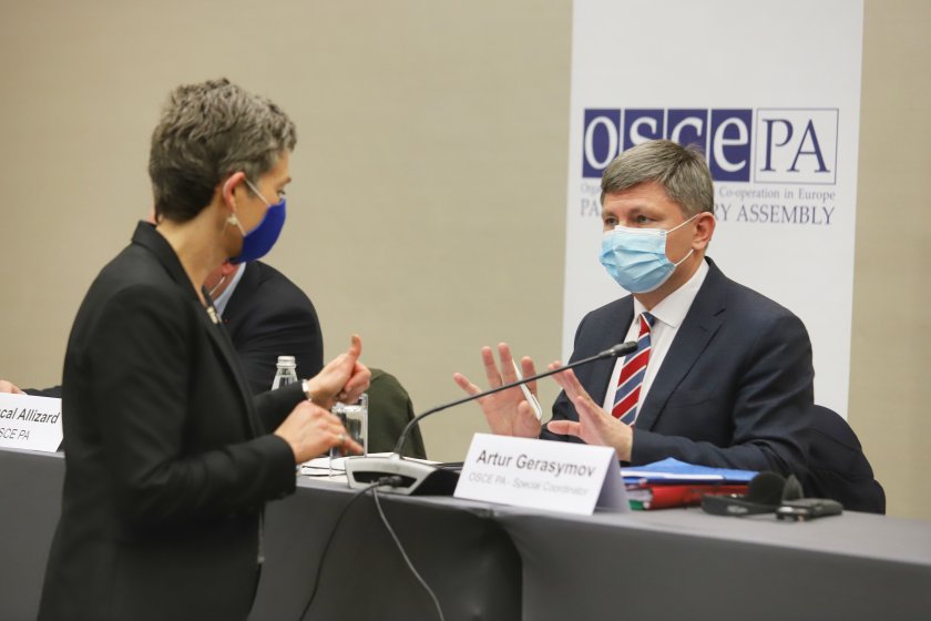 Докладът на ОССЕ: Изборите в България бяха оспорвани и ръководени ефикасно