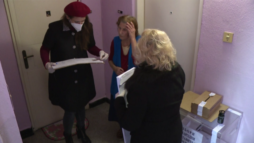 И в Русе изборният ден не се размина без проблеми