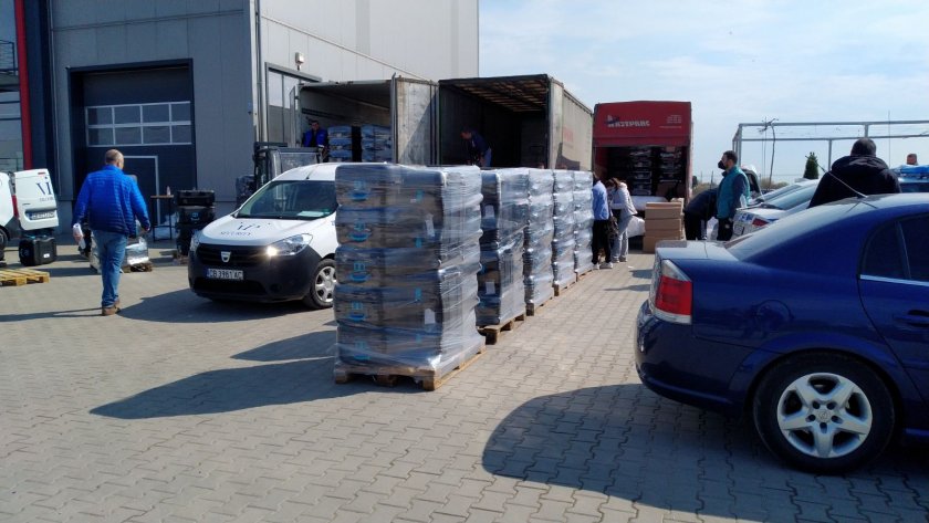 Машините за гласуване ще се разпределят днес по секциите в