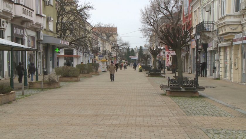 община русе освобождава наеми февруари март затворени бизнеси