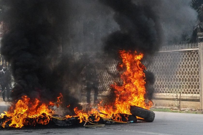 Кървав ден в Мианмар. Най-малко 60 души са убити при