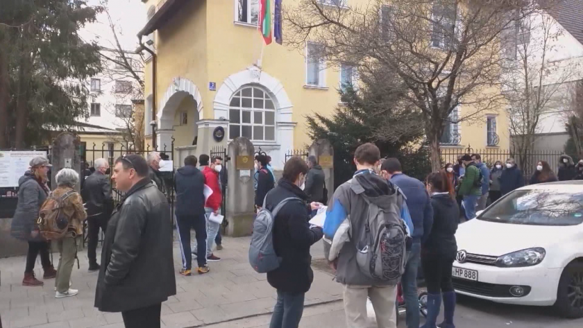 Повишен интерес към гласуването на нашите сънародници в чужбина