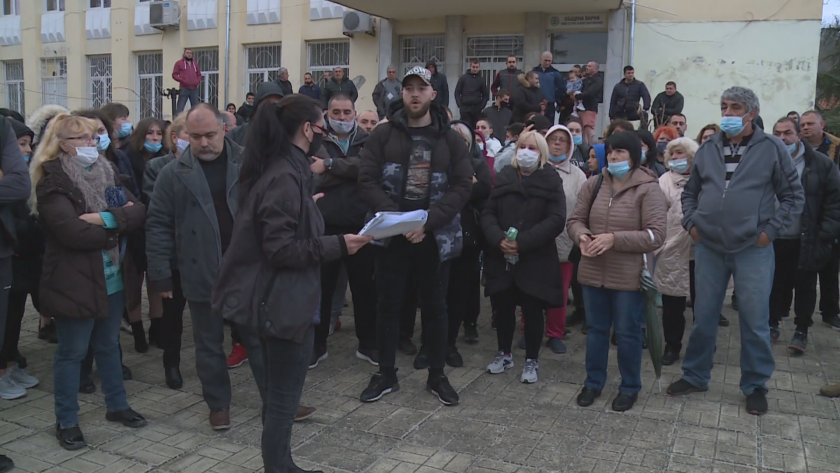 Жители на варненското село Константиново излязоха на протест заради съмнителна