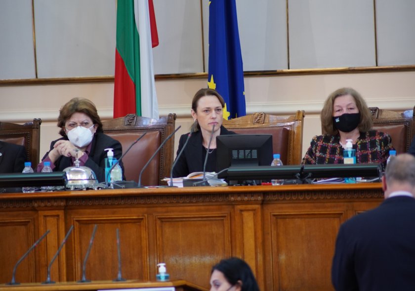 Заседание на НС, депутатите се отказаха от изслушване на Борисов