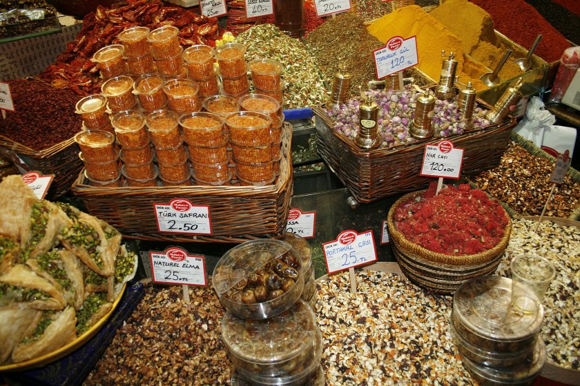 армения забранява продажбата турски стоки