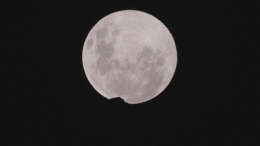 Настъпи първата за годината Супер Луна. В България в районите,